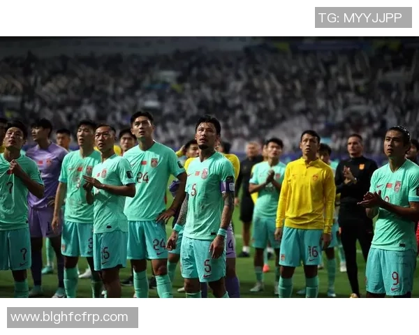 中国男子足球明星球员全名单及其职业生涯亮点解析 中国男子足球明星球员全名单及其职业生涯亮点解析